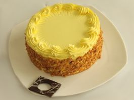 Butterscotch Cake Half kg. Buy Butterscotch Cake online - WarmOven