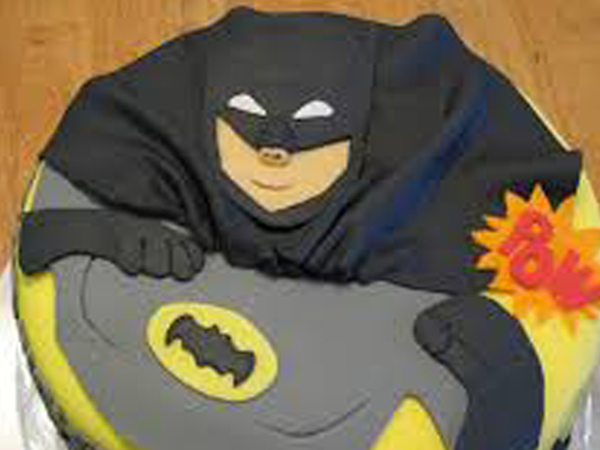 Batman Cake Half Kg Buy Batman Cake Online Warmoven