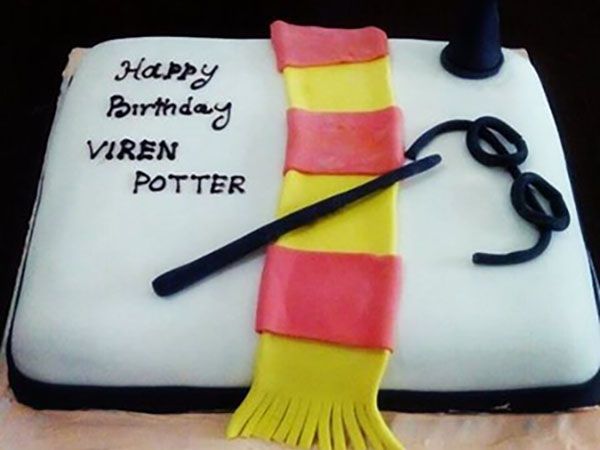 Harry Potter Cake Half Kg Buy Harry Potter Cake Online Warmoven